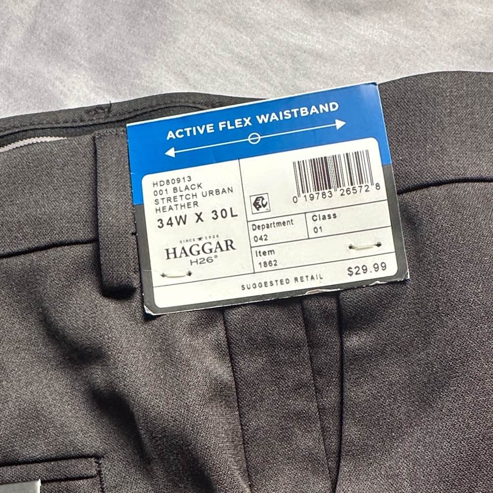 Haggar Flex Series Slim Fit Dress Pants in Black - Picture 3 of 6